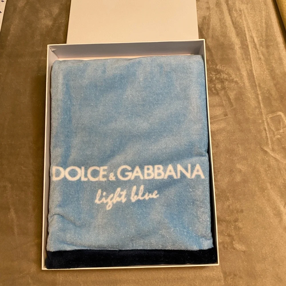 Dolce gabbana towel new… cotton